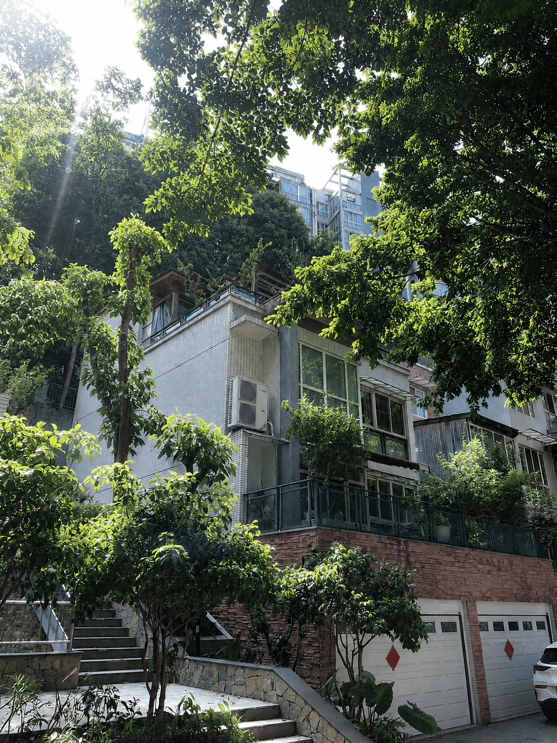 玉溪岛居岁月从容升级：小小岛老别墅加装蒂升悦行款电梯